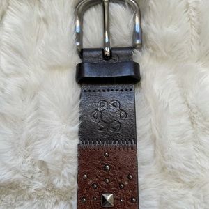 Fossil leather belt, metal, multicolor brown, black, gray, silver. Like new.